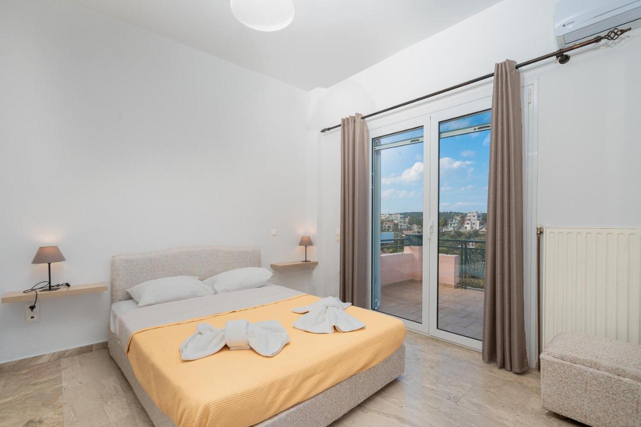 Mtc-D Apartments By The Sea And Airport Порто-Рафти Экстерьер фото
