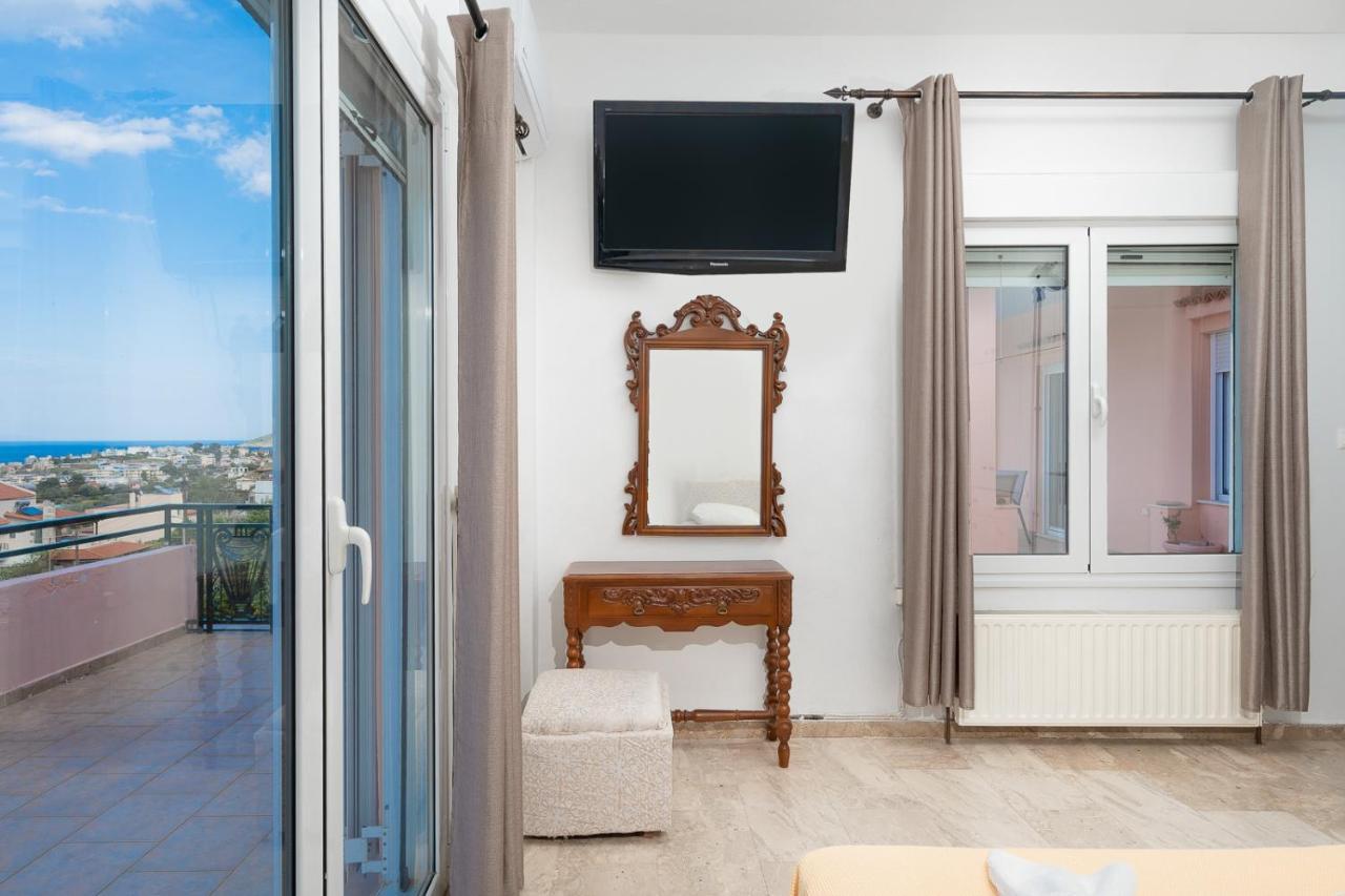 Mtc-D Apartments By The Sea And Airport Порто-Рафти Экстерьер фото